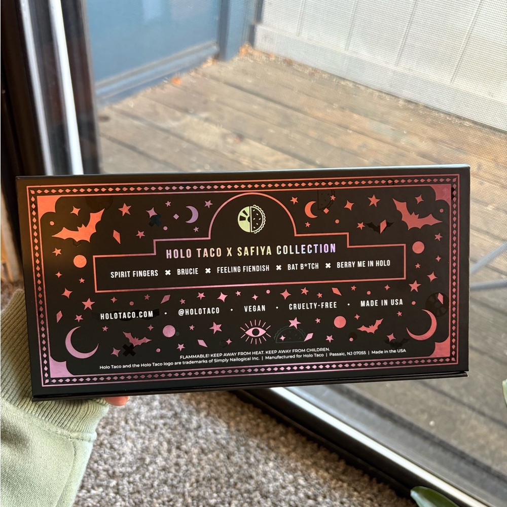 Safiya x Holo Taco full nail polish set + collection box - Picture 11 of 11